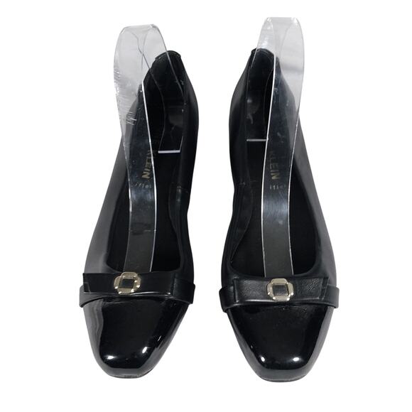 NWOT-1 SHOW! ANNE KLEIN! BLACK VEGAN LEATHER & PATENT LEATHER BOW HEELS! SZ 8.5M - Picture 4 of 10